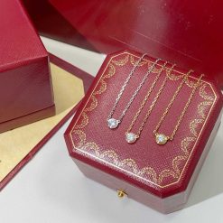 Necklaces-310055