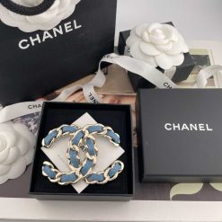 brooch-310088