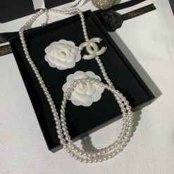 Necklaces-310151