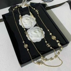 Necklaces-310156